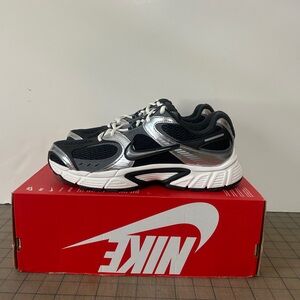 Nike V5 RNR ‘Seaweed Metallic Silver’ Womens